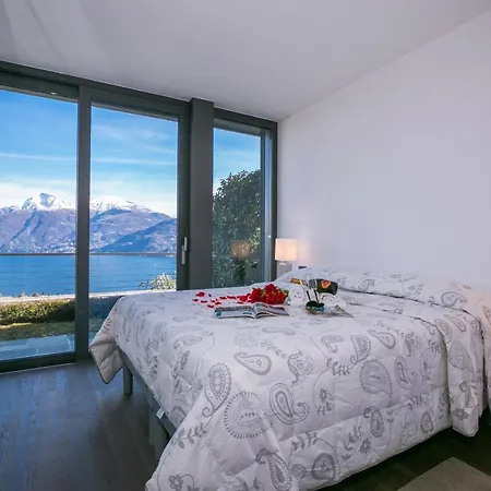 Sleeps 4 Pool Air Con Apartment *